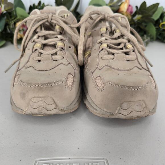 Vionic Women's Walker Classic Taupe Size 9 - Picture 10 of 11